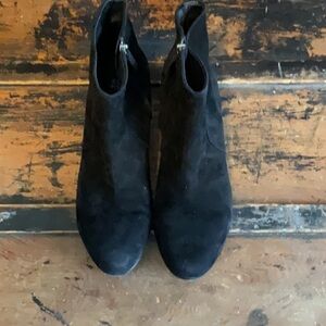 Eileen Fisher Black Suede Women's Ankle Boots size 9